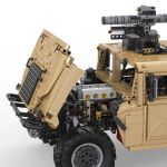 HUMVEE Off-Road 1/8 Stavebnice z kostek