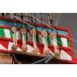 Dušek Golden Hind 1577 1:72 kit