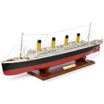 AMATI R.M.S. Titanic 1:250 kit