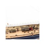 AMATI Endeavour plachetnice 1934 1:35 kit