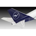 Revell Boeing 747-8 Lufthansa New Livery (1:144)