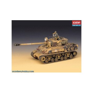 Academy M-51 IDF Super Shermann (1:35)