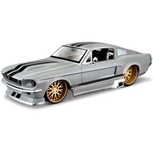 Maisto Ford Mustang GT 1967 1:24