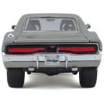 Maisto Dodge Charger R/T 1969 1:25 stříbrná