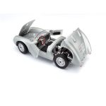 Maisto Porsche 550 A Spyder 1:18 stříbrná