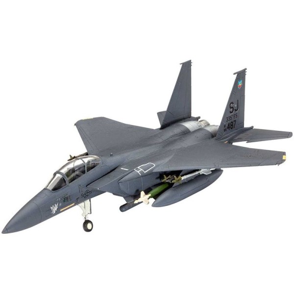 Revell F-15E Strike Eagle s bombami 1:144