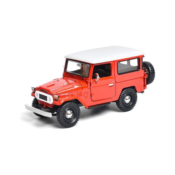 Maisto Toyota Land Cruiser FJ40 1960 1:36 oranžová